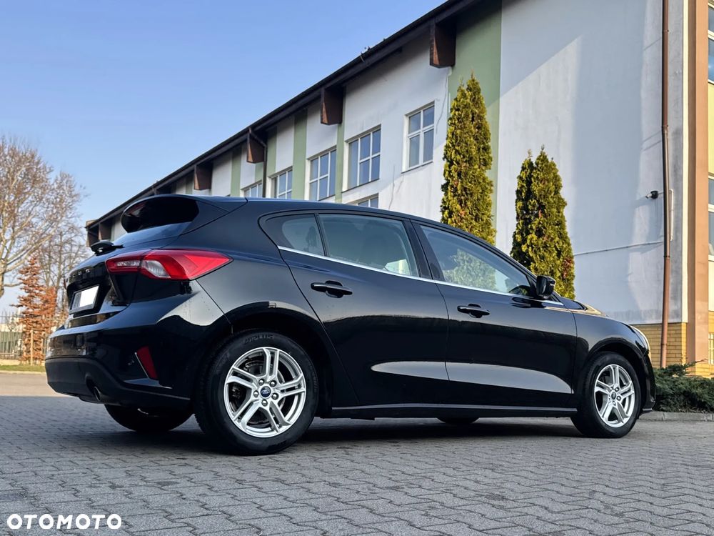 Ford Focus 1.0 EcoBoost Trend Edition - 39