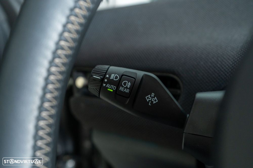 MINI 3 Portas Cooper E Essential - 29