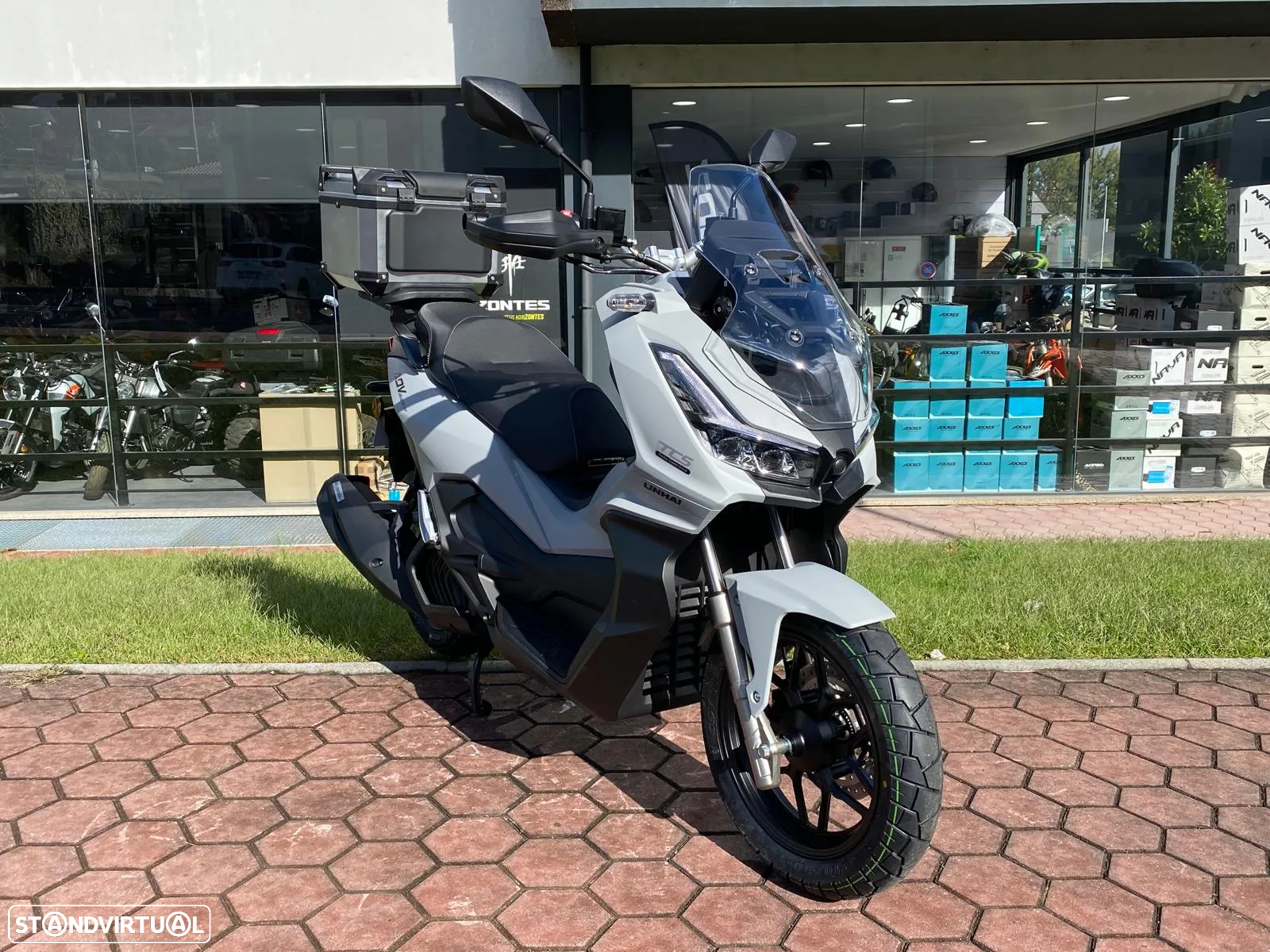 Linhai Buck 125 ADVENTUR/COM TOP CASE - 9