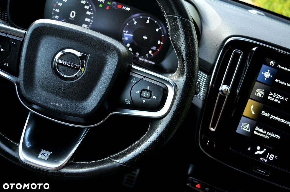 Volvo XC 40 D3 SCR R-Design - 30