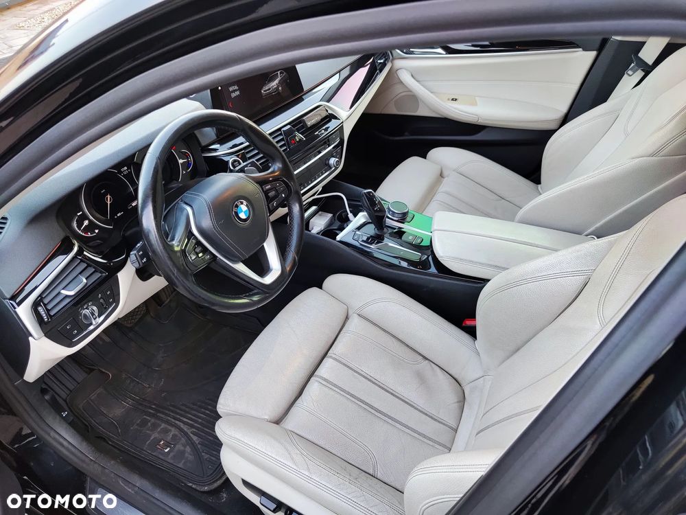 BMW Seria 5 520d Efficient Dynamics Sport Line sport - 10