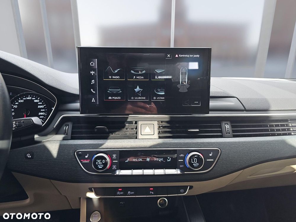 Audi A4 Limousine - 17