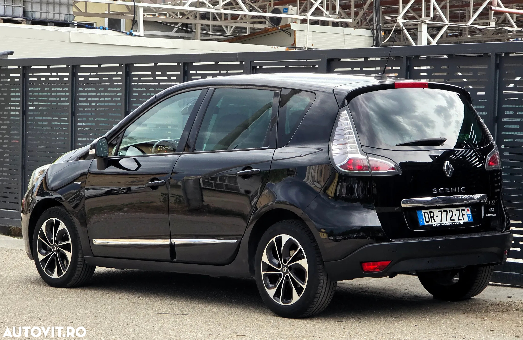 Renault Scenic ENERGY dCi 130 BOSE EDITION - 7