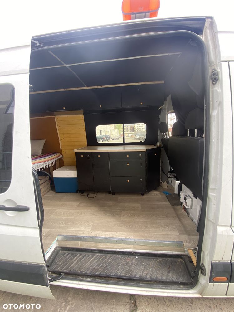 Mercedes-Benz Sprinter - 10
