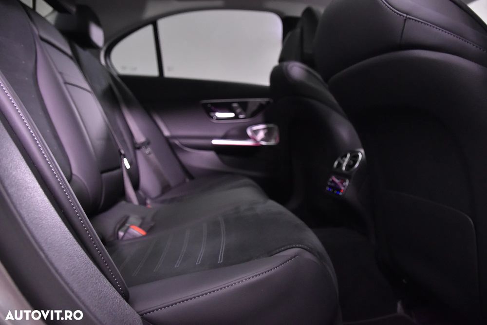 Mercedes-Benz C 300 MHEV 4MATIC - 13