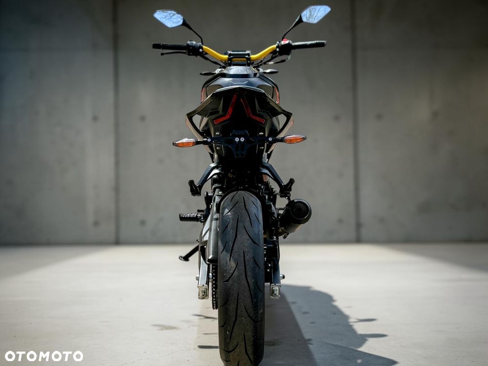 VOGE R125 - 9