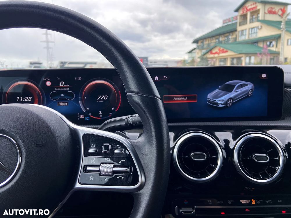 Mercedes-Benz CLA 200 d 8G-DCT - 24