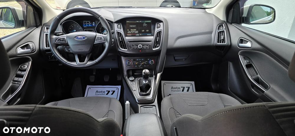 Ford Focus 1.5 EcoBoost Titanium ASS - 5