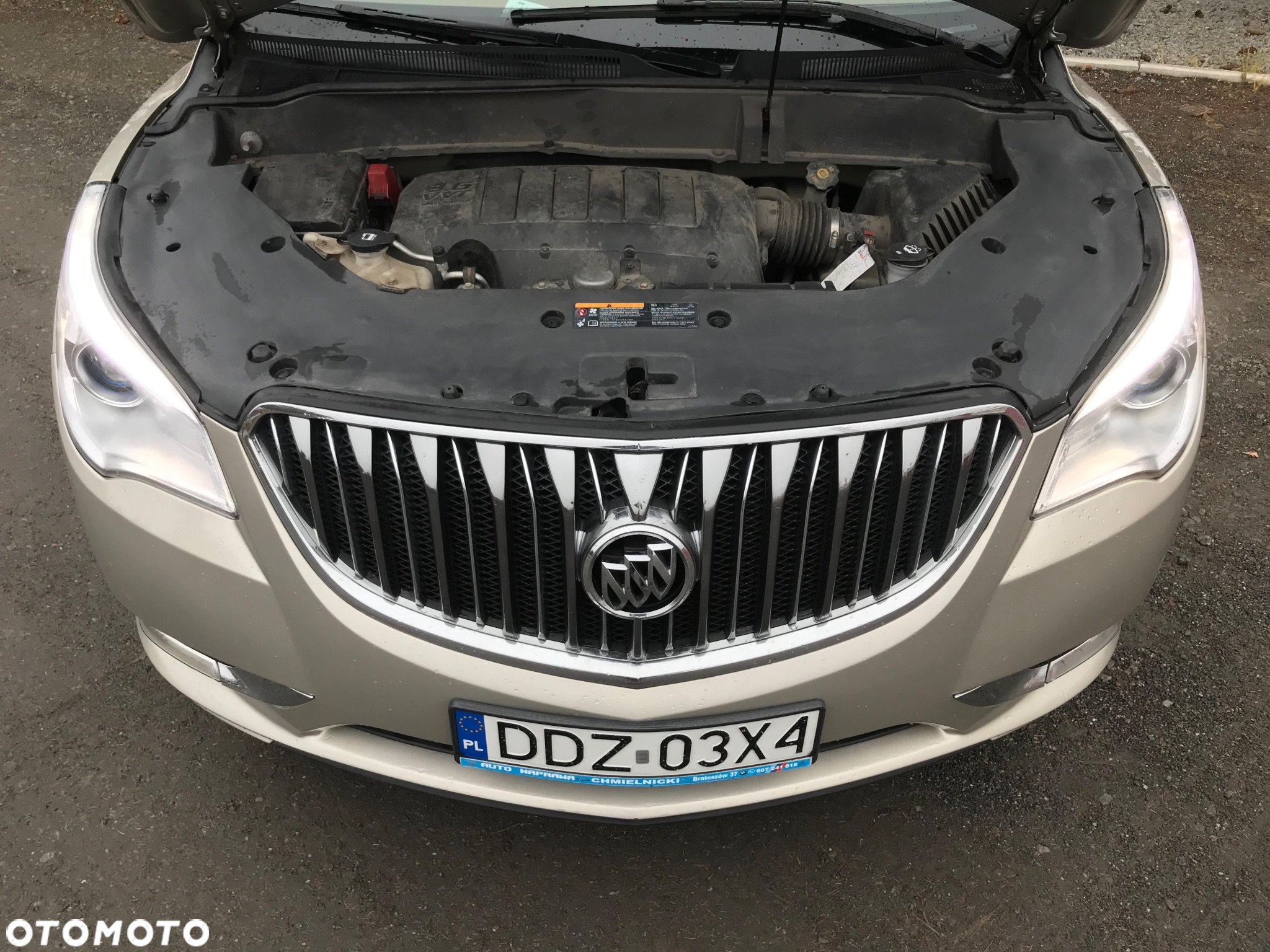 Buick Enclave - 16