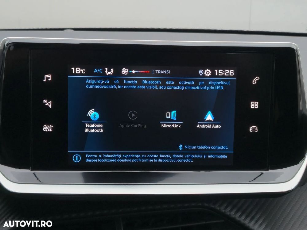 Peugeot 208 1.2 L PureTech STT Allure Pack - 17