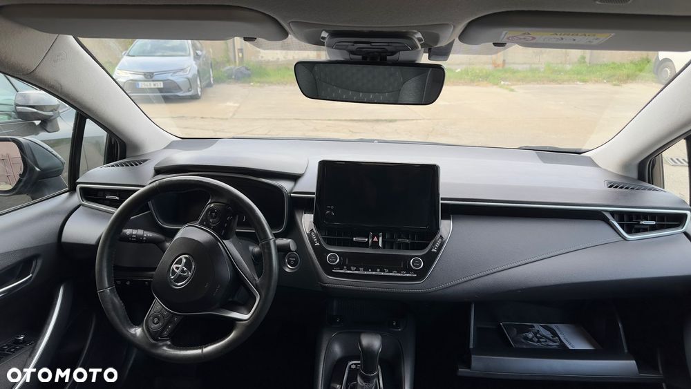 Toyota Corolla 1.8 Hybrid GPF Comfort - 13