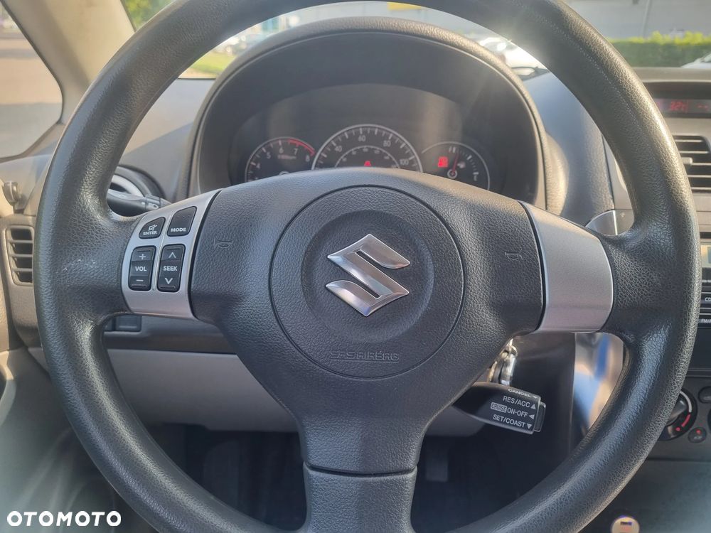 Suzuki SX4 1.6 VVT 4x4 Comfort - 16
