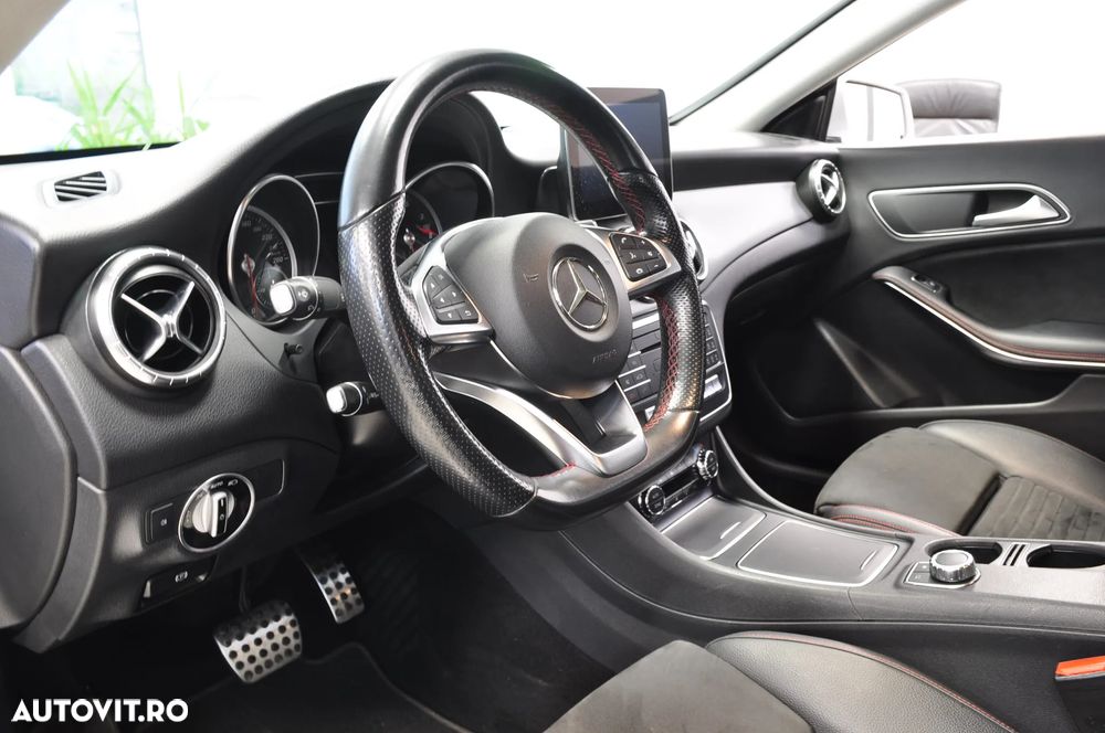 Mercedes-Benz CLA - 8