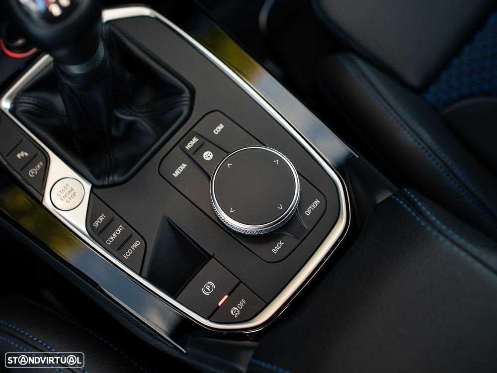 BMW 116 d Pack Desportivo M - 37