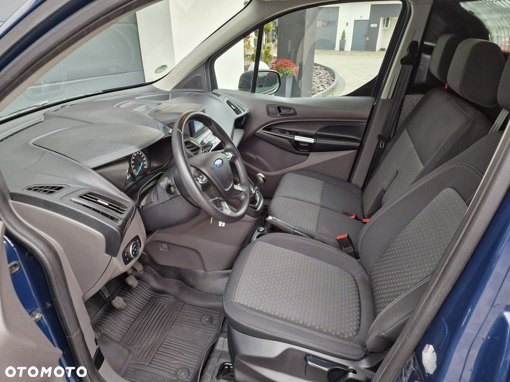 Ford Transit Connect - 27