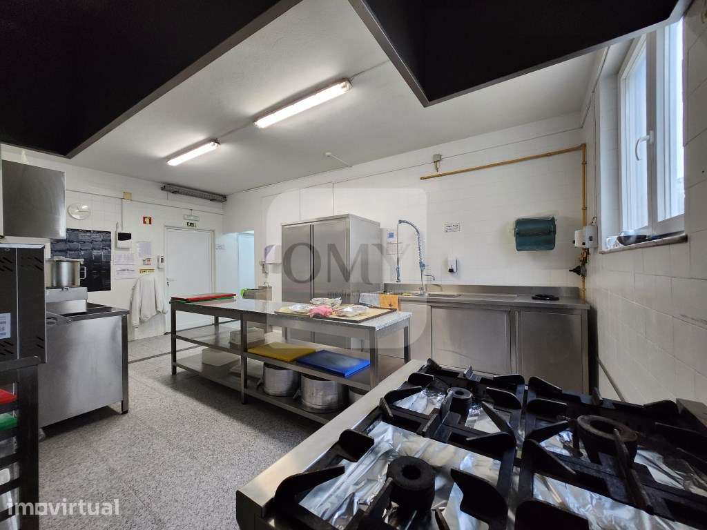 Trespasse de Fábrica Industrial de Pastelaria e Congelados de Carne - Grande imagem: 2/15