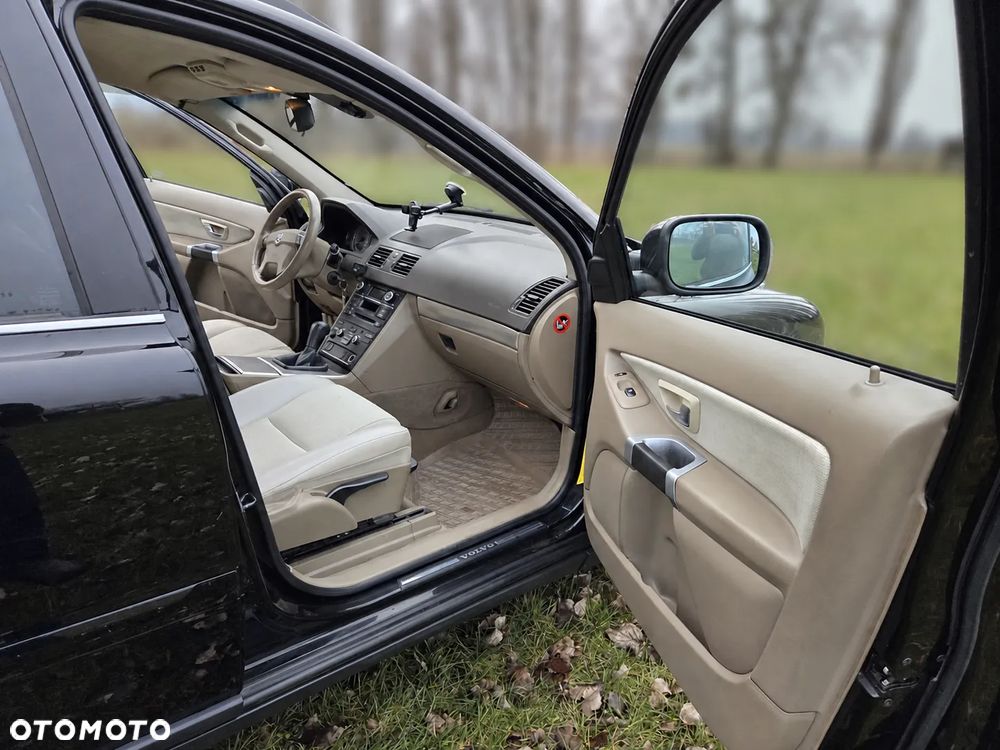 Volvo XC 90 D5 AWD Momentum - 12