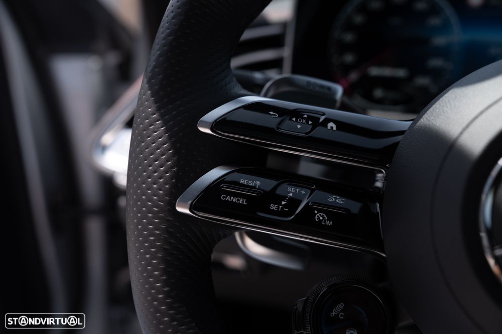 Mercedes-Benz E 53 AMG Hybrid 4Matic+ - 46