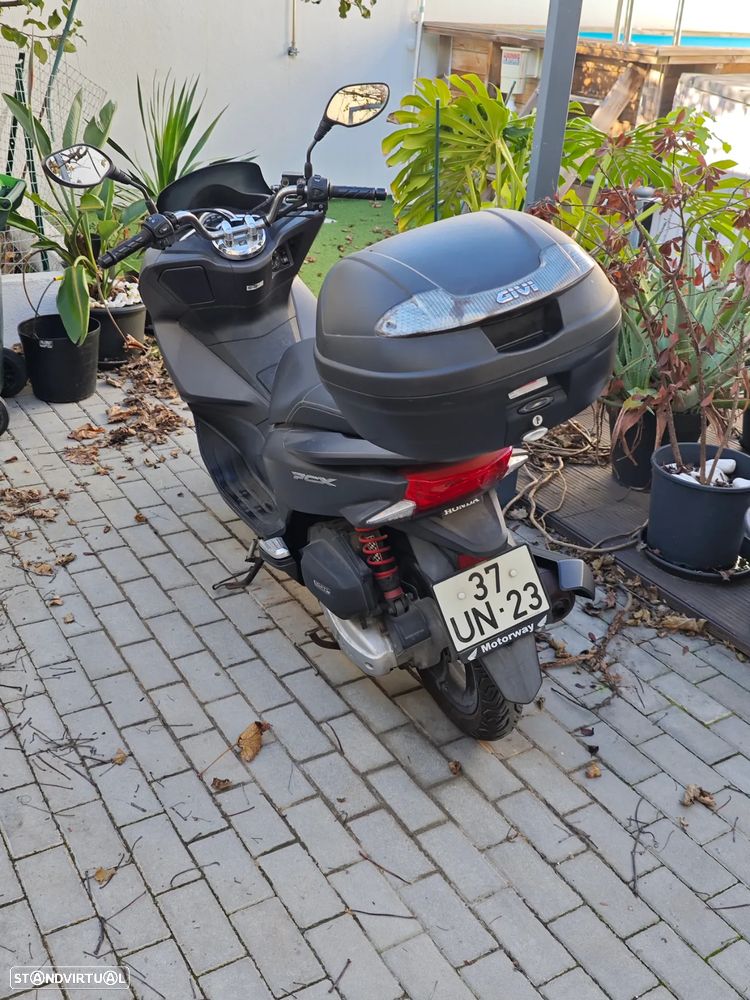 Honda PCX125 - 6