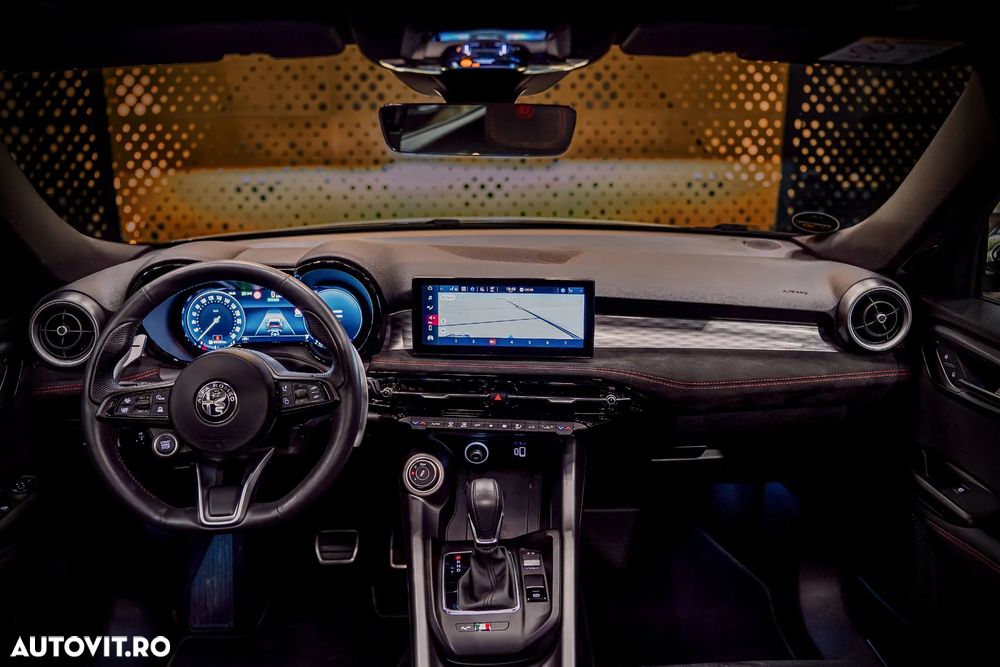 Alfa Romeo Tonale 1.5 FWD AT MHEV Veloce - 28