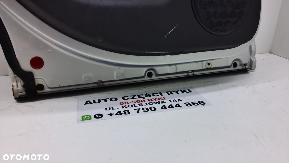 VW Passat B5 Sedan  Drzwi Prawe Lewe Tył  LB7Z przed lift - 12