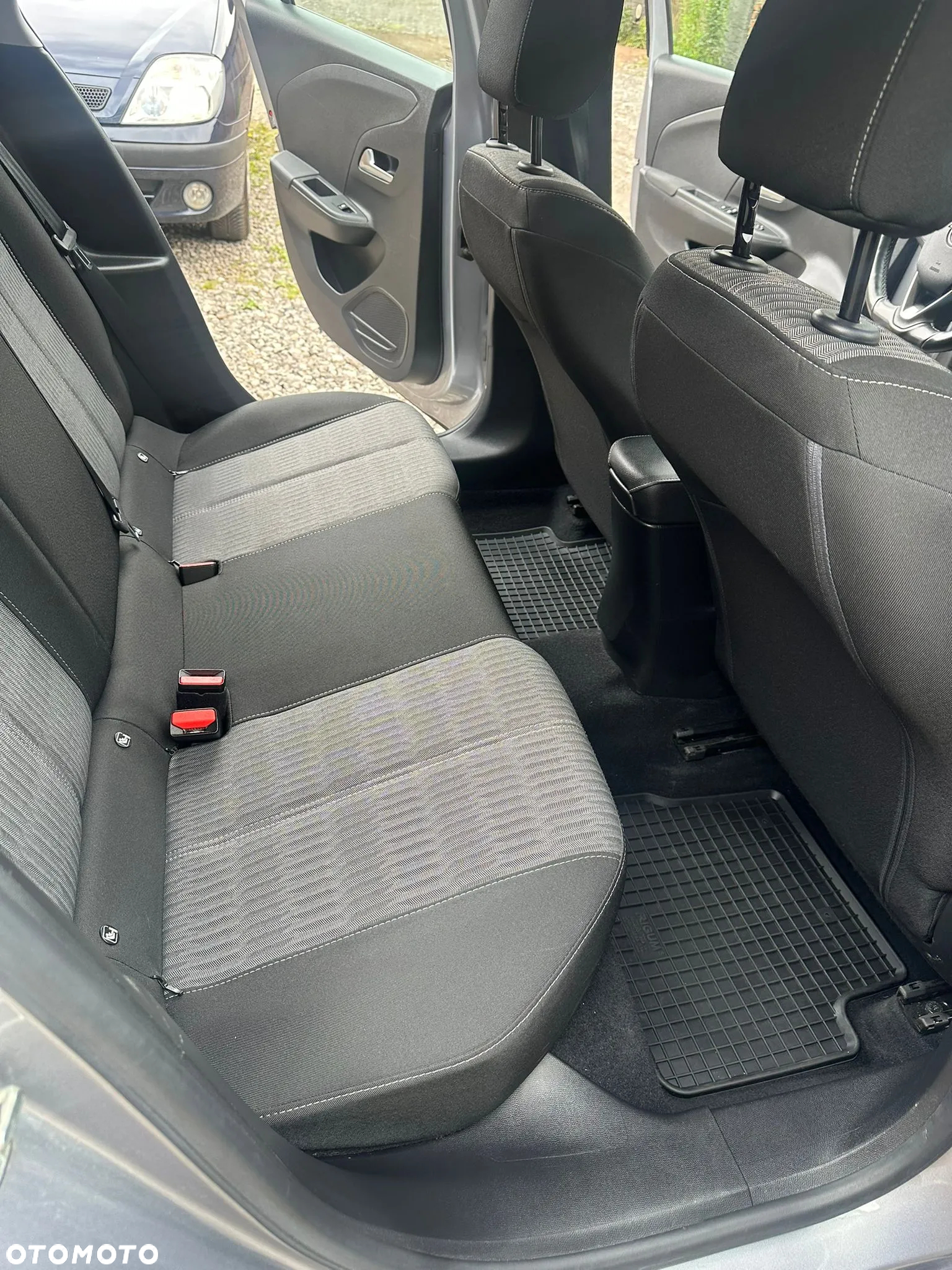 Opel Corsa 1.2 Edition S&S - 12
