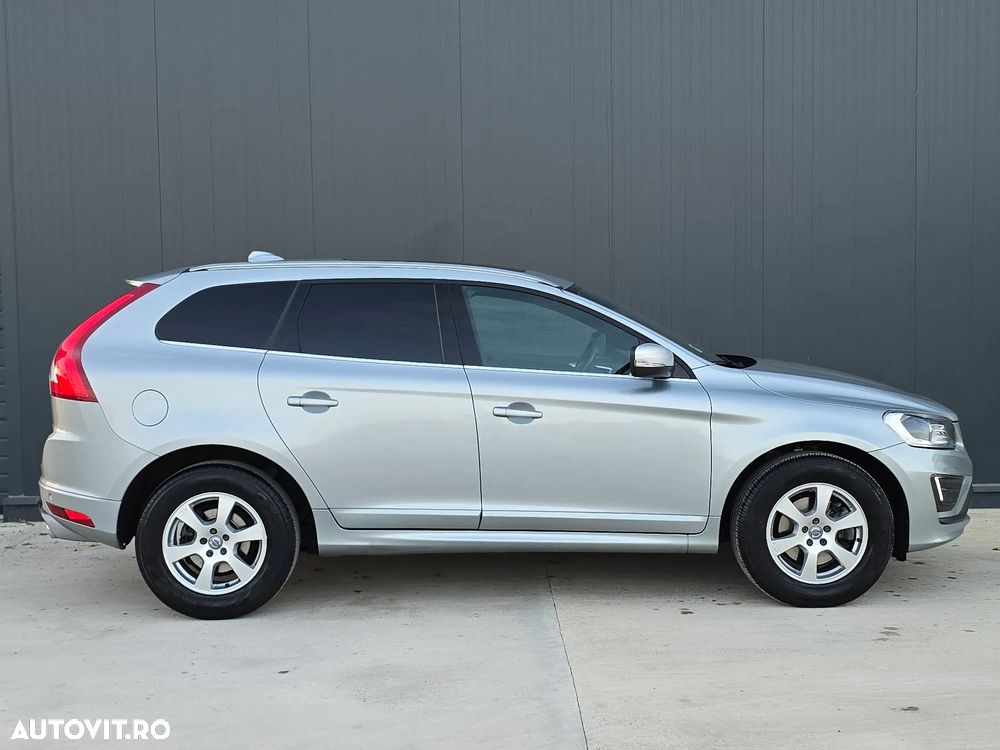 Volvo XC 60 D4 R-Design - 14