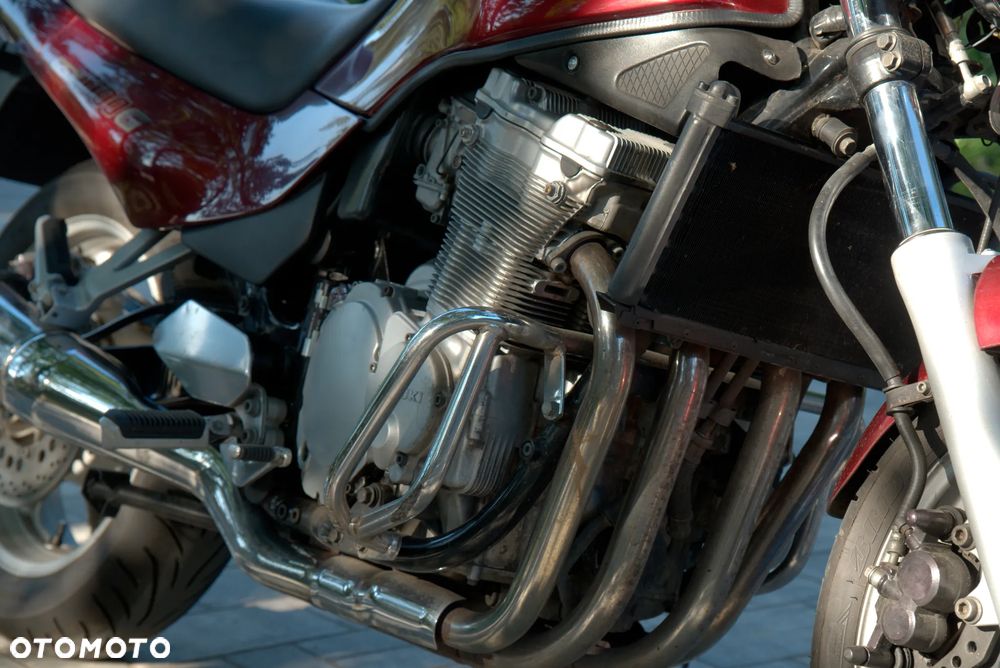 Suzuki GSX - 8