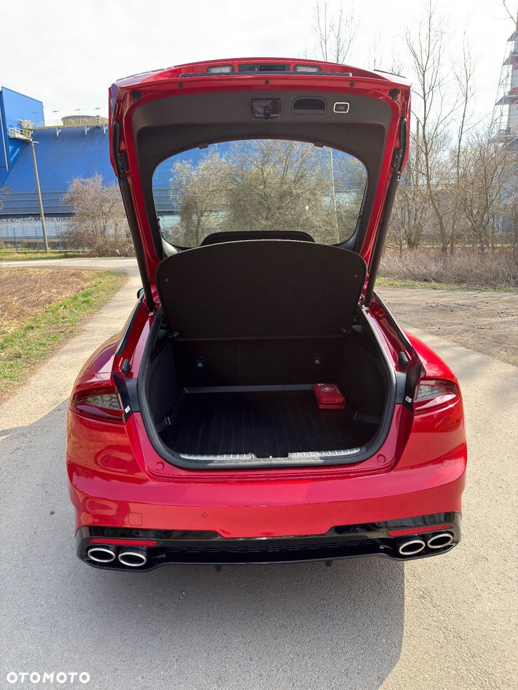 Kia Stinger 2.0 T-GDI GT Line - 14