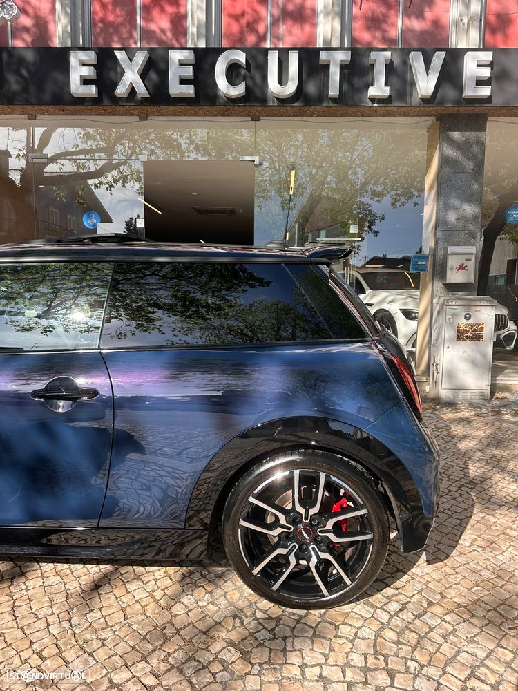MINI 3 Portas John Cooper Works Plus Auto Desportiva - 13