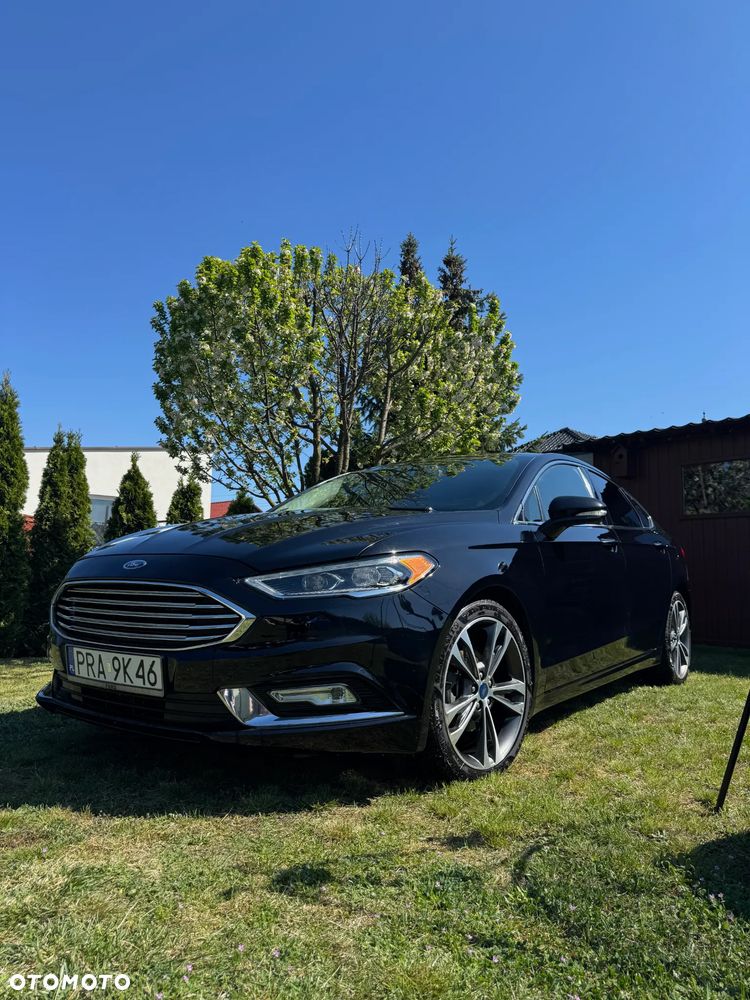 Ford Fusion - 4