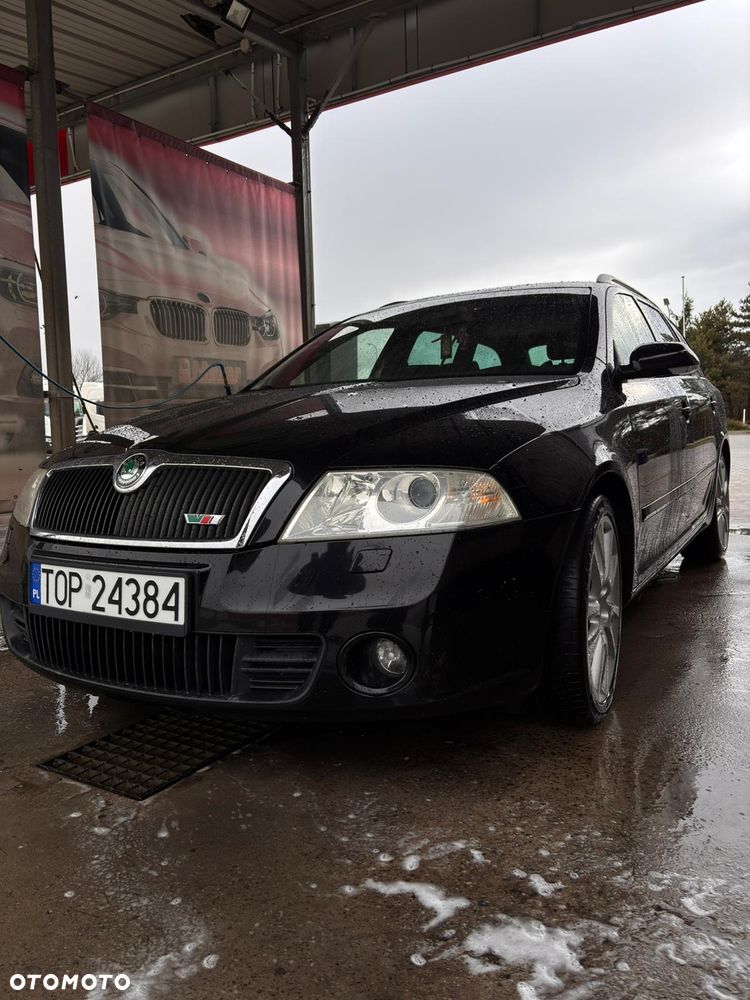 Skoda Octavia 2.0 TDI CR DPF RS - 29