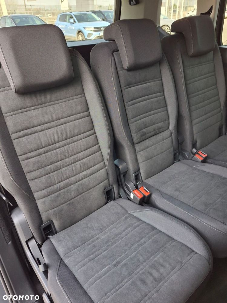 Volkswagen Touran 1.5 TSI EVO Comfortline DSG - 23