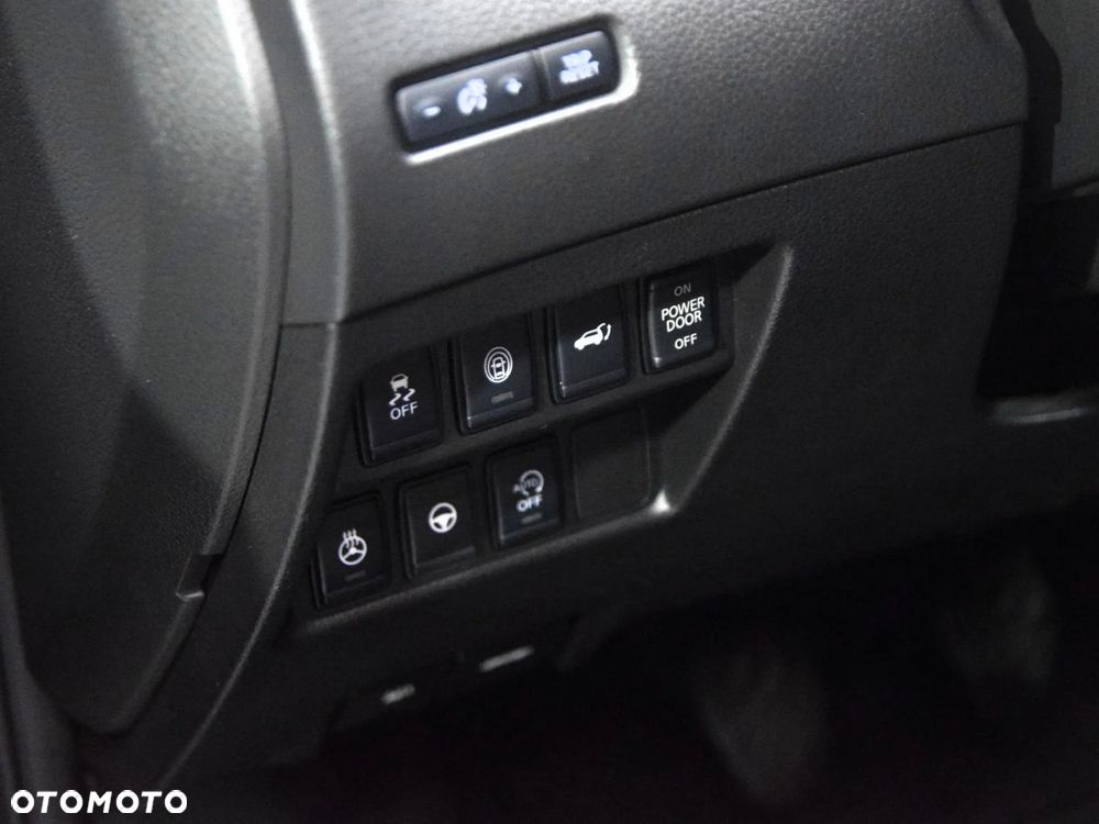 Nissan X-Trail 1.7 dCi N-Connecta 2WD - 24