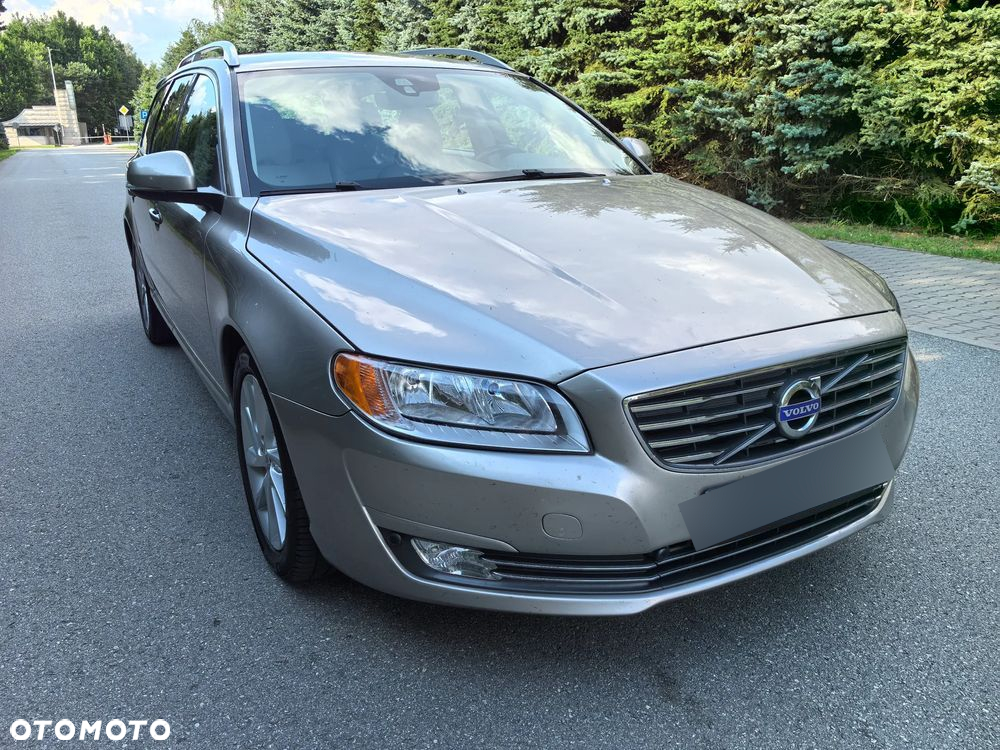 Volvo V70 D2 Dynamic Momentum - 26