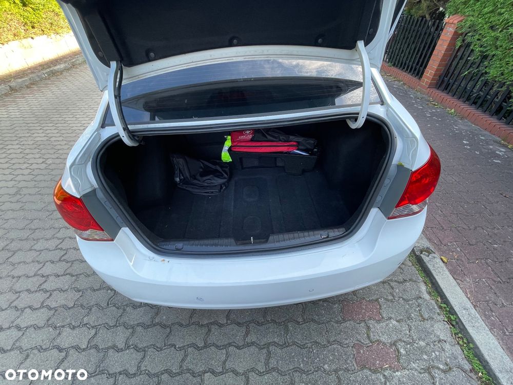 Chevrolet Cruze - 17
