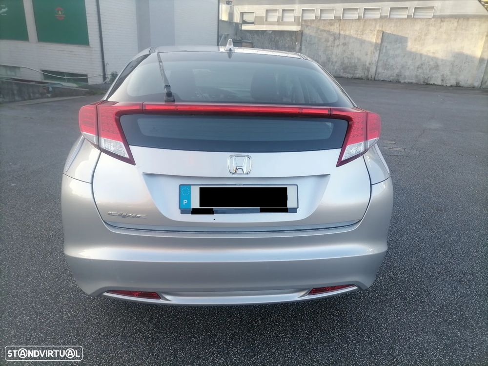 Honda Civic 1.6 i-DTEC Comfort Black Edition - 6