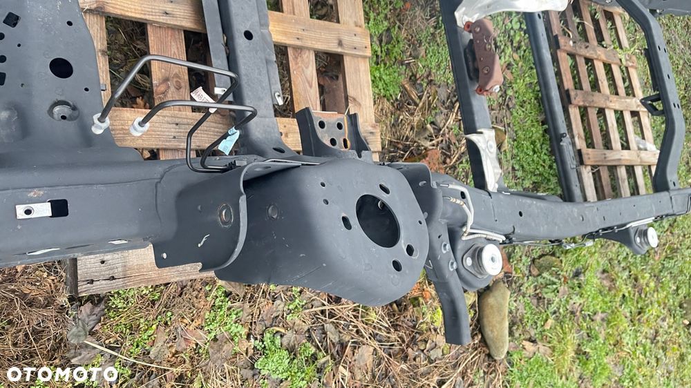 U3 FORD F150 15- 5.0 4X4 PRZEWODY HAMULCOWE RAMY DŁUGIE - 15