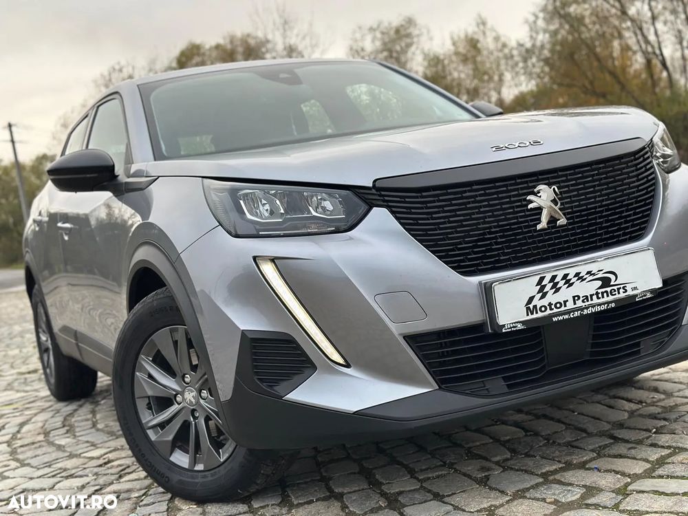 Peugeot 2008 1.2 L PureTech STT Allure - 13