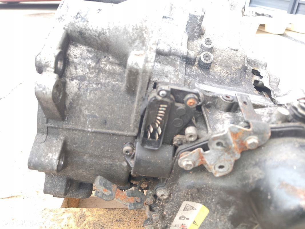 SKRZYNIA BIEGÓW AUDI VW SEAT AUTOMATYCZNA 1.6 TDI PWF USZKODZONA OBUDOWA !! - 10