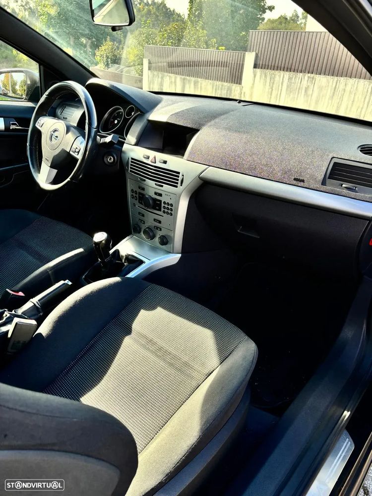 Opel Astra GTC 1.7 CDTi - 2