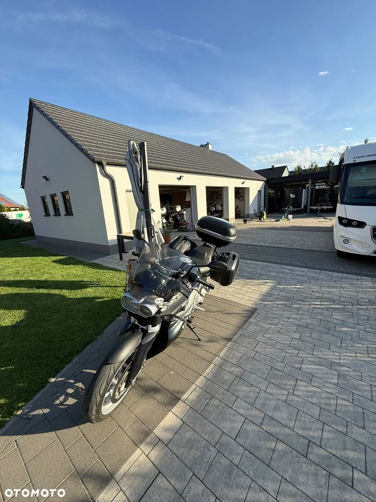 BMW K - 9