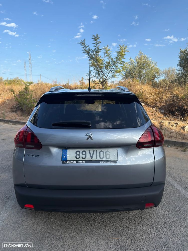 Peugeot 2008 - 5