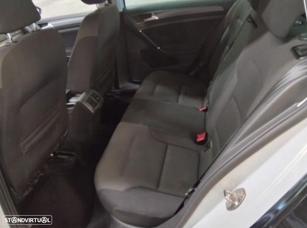 VW Golf Variant - 4