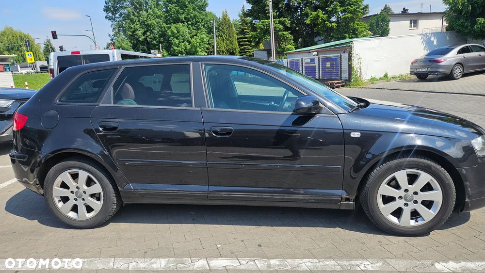 Audi A3 Sportback 1.9 TDI DPF Ambiente - 2