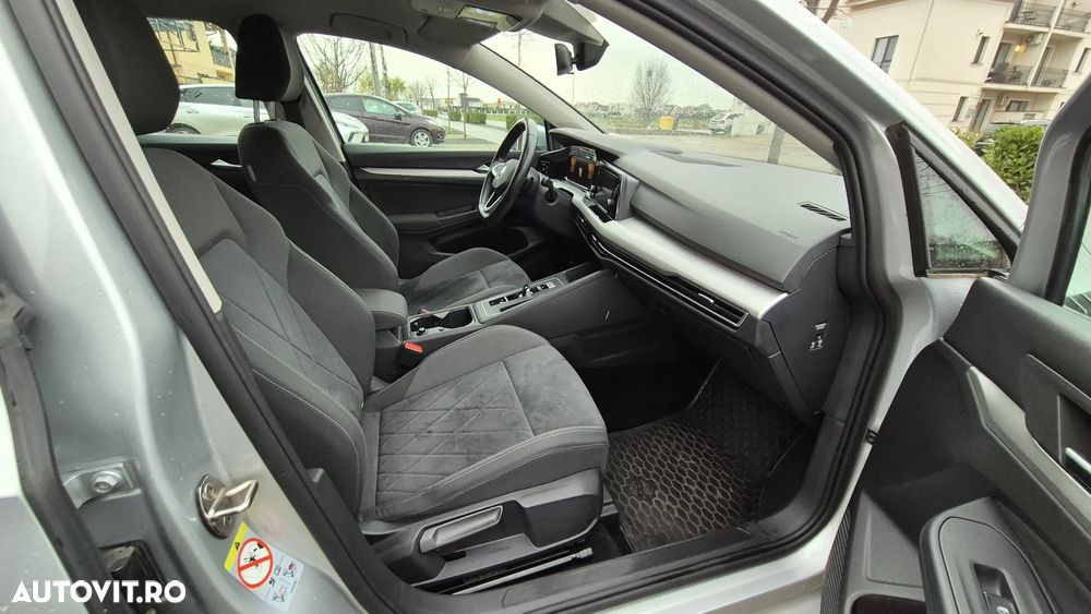 Volkswagen Golf 1.0 eTSI DSG MHEV Life - 11