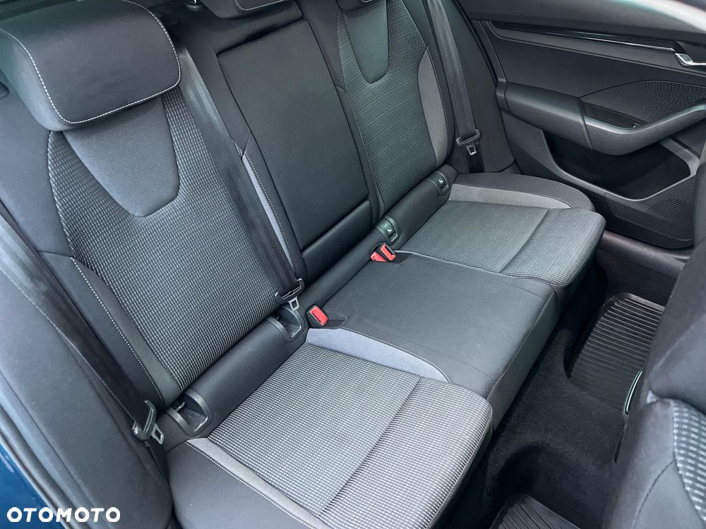 Skoda Octavia 2.0 TDI SCR Ambition DSG - 23