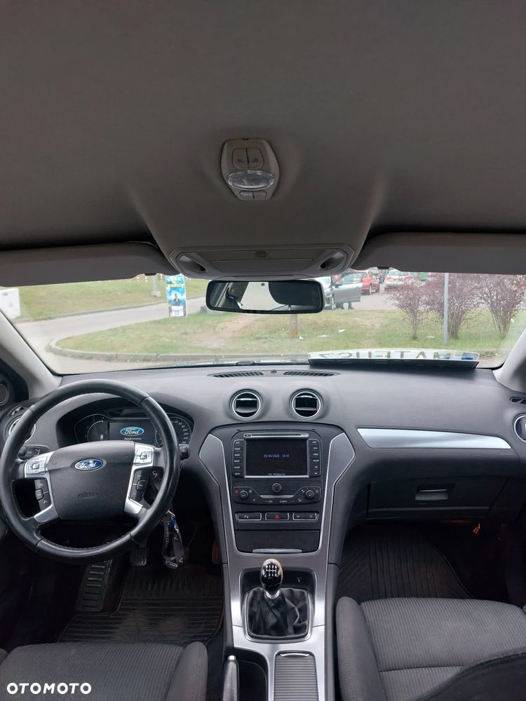 Ford Mondeo 2.0 TDCi Titanium - 10