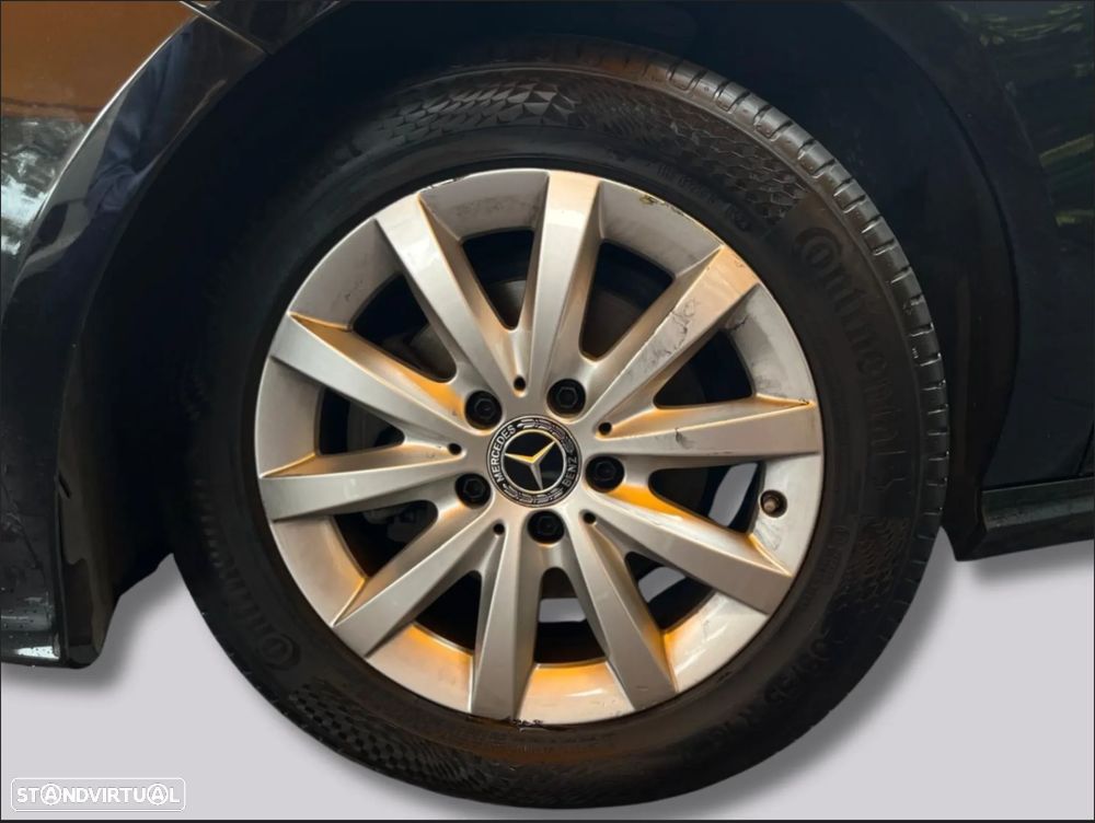 Mercedes-Benz A 180 d 7G DCT - 14