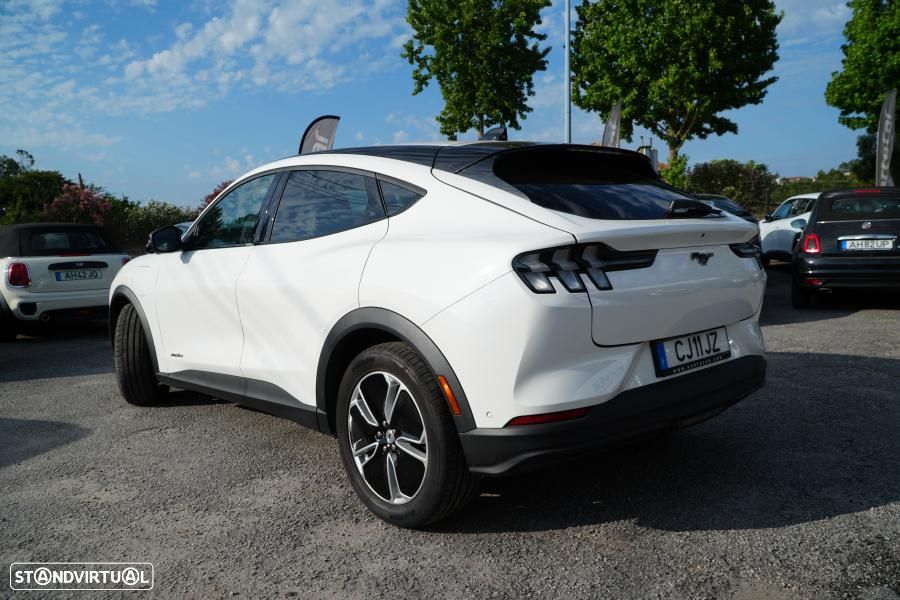 Ford Mustang Mach-E 75.7 kWh Premium AWD - 5
